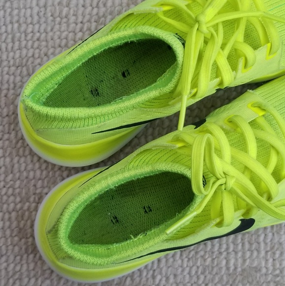 Nike Beta RN Running Shoe Knit Socklike Upper Volt - Picture 3 of 8